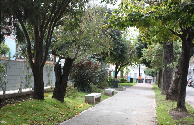 Plazoleta Andrés Chazarreta